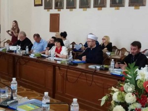 35786342_1732241800200742_1717945356001476608_n